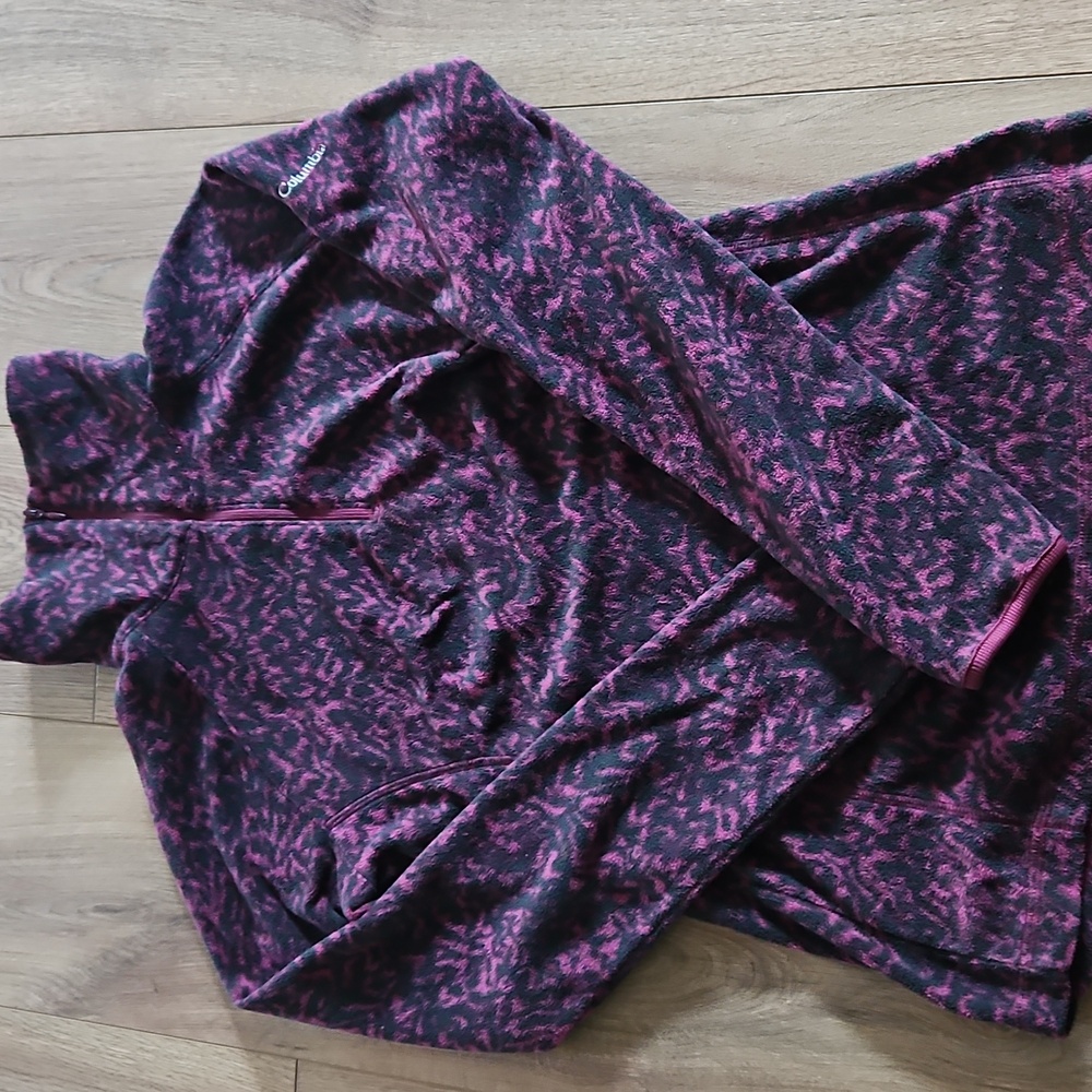 Columbia light weight fleece quarter zip